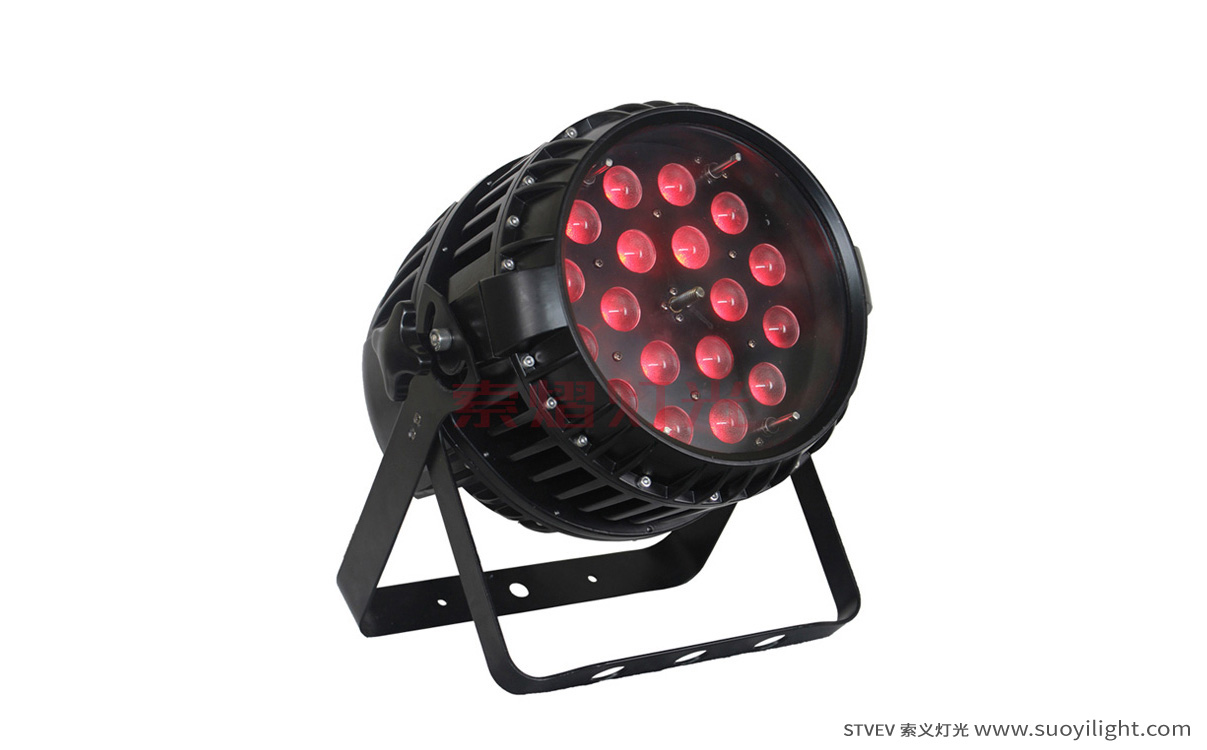 Saudi-Arabia18*10W LED Zoom Waterproof Par Light supplier