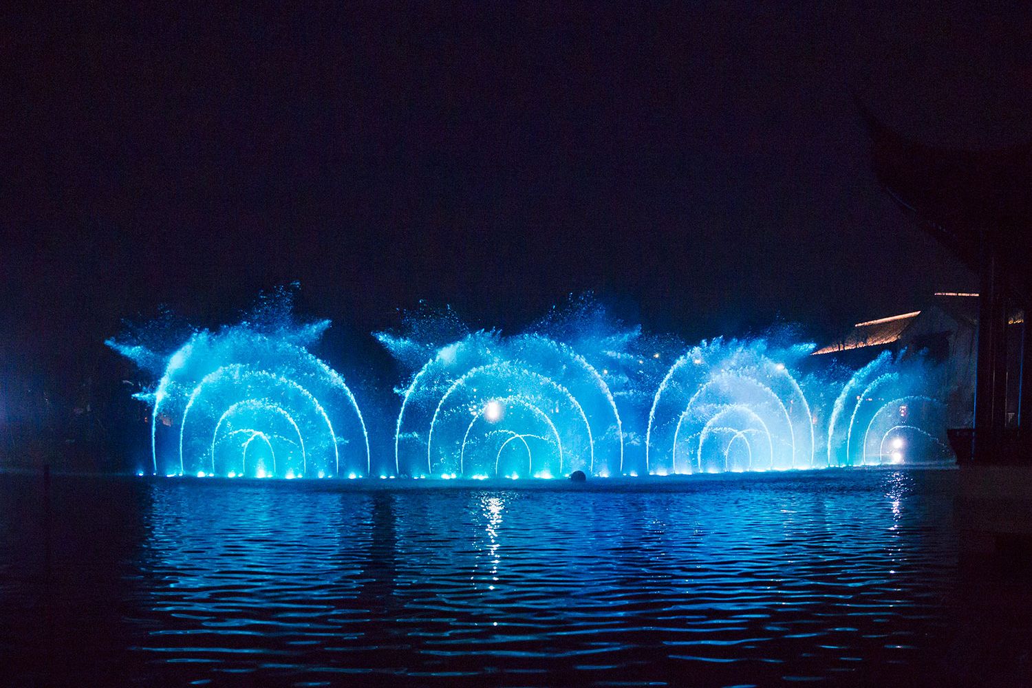 Saudi-Arabia新西塘水街亮化方案